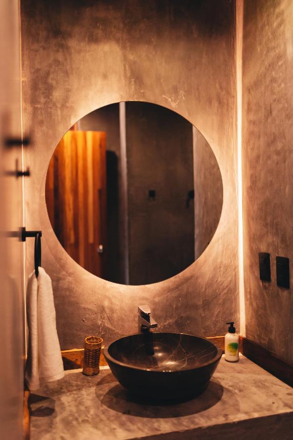 Naked Hotel Zipolite -Adults Only- San Pedro Pochutla Ngoại thất bức ảnh
